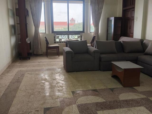 Rental | 2 BHK + 1280 Sq.Ft. Apartment in Churchgate