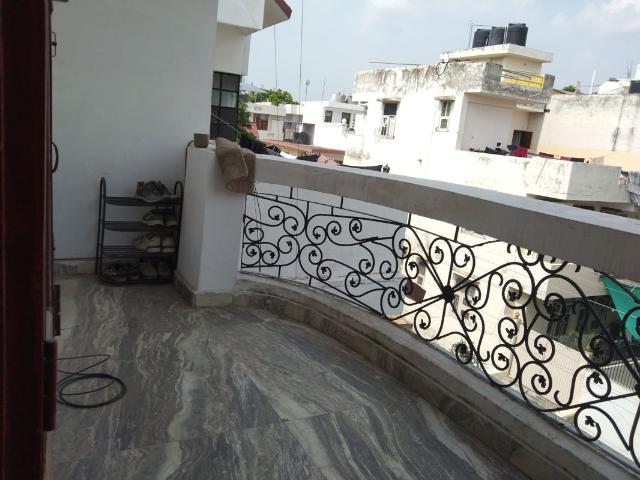 Rental | 2 BHK 1200 Sq.Ft. Villa in Sector 23