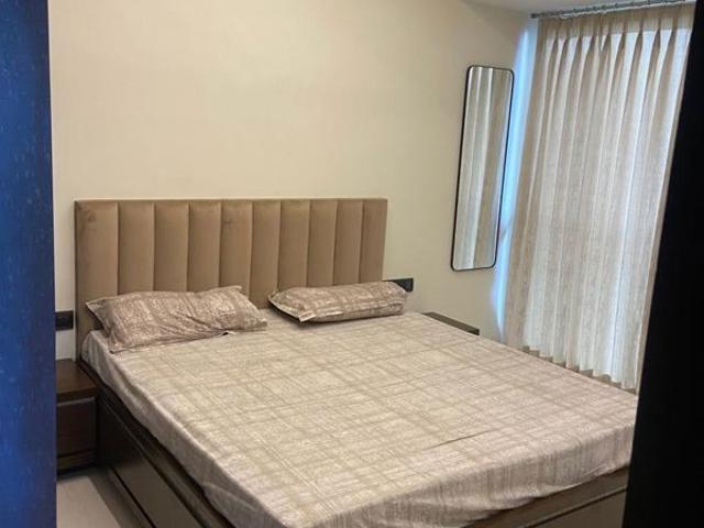 Rental | 2 BHK 1200 Sq.Ft. Apartment in Cloud 36 Mumbai
