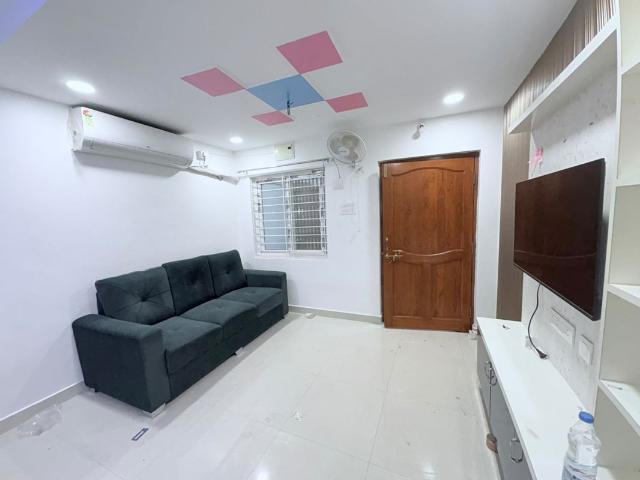 Rental | 2 BHK 1200 Sq.Ft. Apartment in Ayyappa Residency