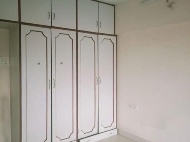 Rental | 2 BHK 1200 Sq.Ft. Apartment in Bandra West