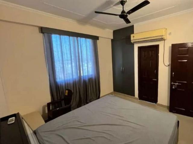 Rental | 2 BHK 1200 Sq.Ft. Apartment in Gomti Nagar