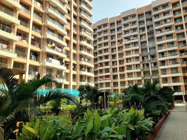 Rental | 2 BHK + 1200 Sq.Ft. Apartment in Goregaon West
