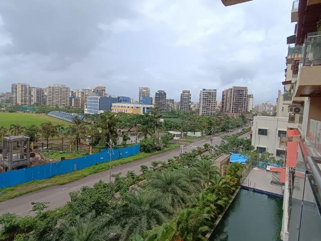 Rental | 2 BHK 1200 Sq.Ft. Apartment in Gurukrupa Aramus Complex