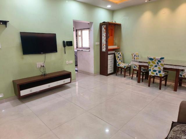 Rental | 2 BHK 1200 Sq.Ft. Apartment in Kolte Patil Western Avenue