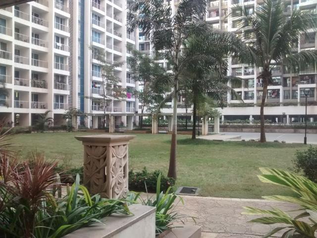Rental | 2 BHK + 1200 Sq.Ft. Apartment in Kesar Exotica