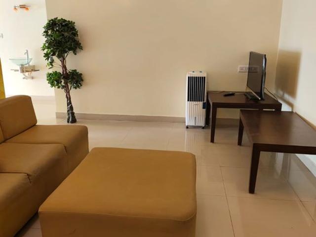 Rental | 2 BHK 1200 Sq.Ft. Apartment in Halasuru
