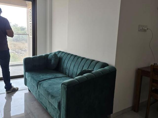 Rental | 2 BHK 1200 Sq.Ft. Apartment in Oxy Beaumonde