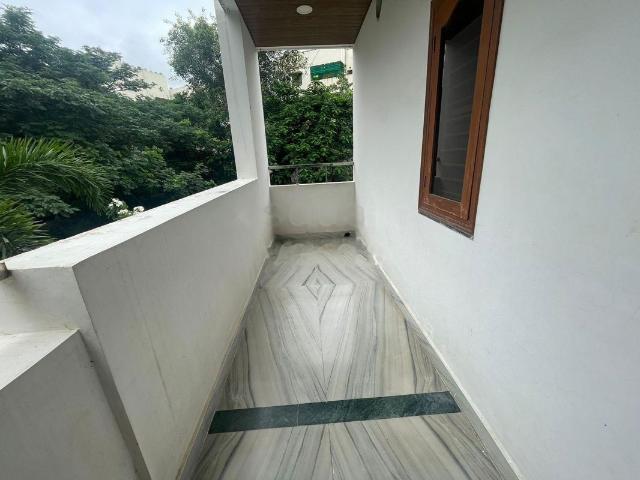 Rental | 2 BHK 1200 Sq.Ft. Apartment in Laxmi Nilayam