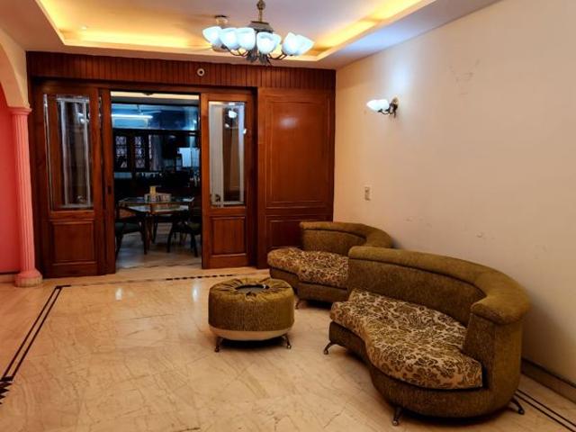 Rental | 2 BHK 1200 Sq.Ft. Apartment in Lajpat Nagar II