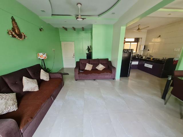 Rental | 2 BHK 1200 Sq.Ft. Apartment in Lunkad Goldcoast