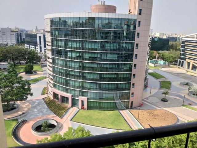 Rental | 2 BHK + 1200 Sq.Ft. Apartment in Magarpatta City Iris