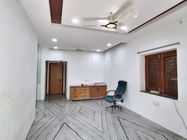Rental | 2 BHK 1200 Sq.Ft. Apartment in Manikonda