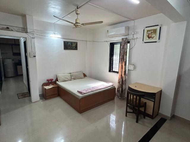 Rental | 2 BHK 1200 Sq.Ft. Apartment in Mittal society