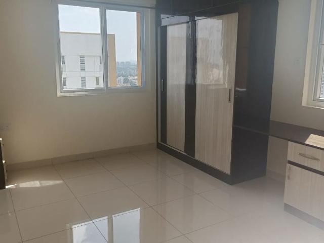 Rental | 2 BHK 1200 Sq.Ft. Apartment in Salarpuria Sattva Exotic