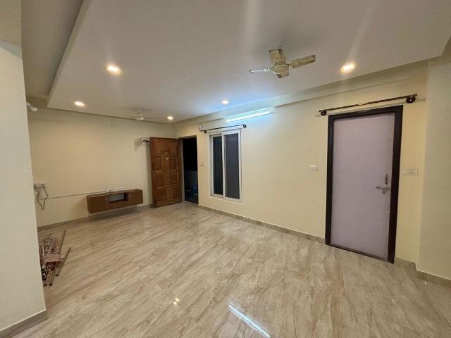 Rental | 2 BHK + 1200 Sq.Ft. Apartment in Shree Lakshmi Grand