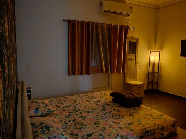 Rental | 2 BHK 1200 Sq.Ft. Apartment in Spring Greens Phase I