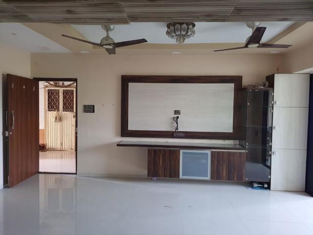 Rental | 2 BHK 1200 Sq.Ft. Apartment in Paya CHS Aundh