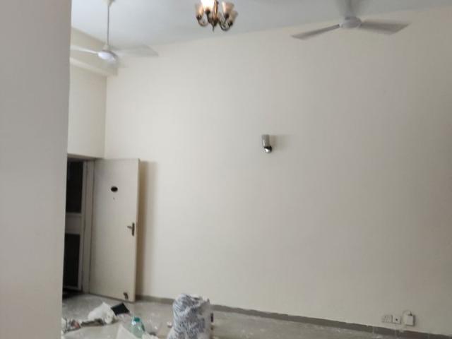 Rental | 2 BHK 1200 Sq.Ft. Apartment in Pioneer Park Araya