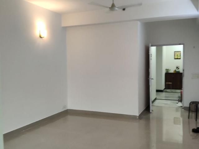Rental | 2 BHK + 1200 Sq.Ft. Apartment in Pioneer Park Phase 1