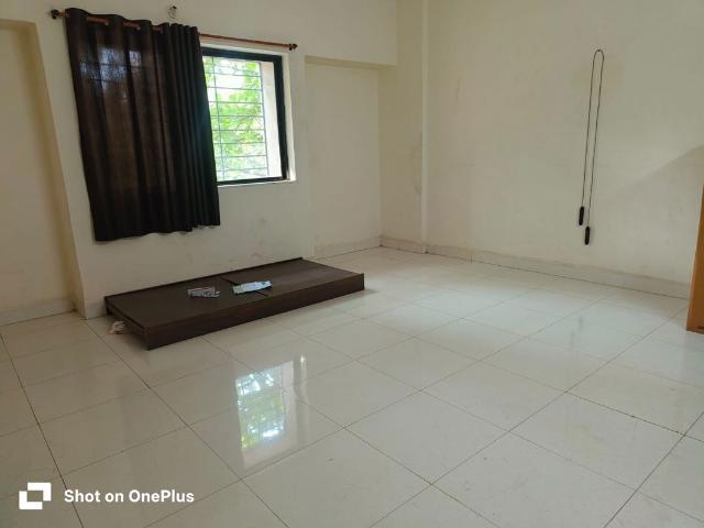 Rental | 2 BHK 1200 Sq.Ft. Apartment in Prasun Plaza