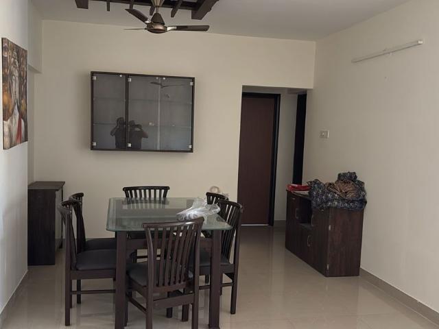 Rental | 2 BHK + 1200 Sq.Ft. Apartment in Raheja Vistas Phase II