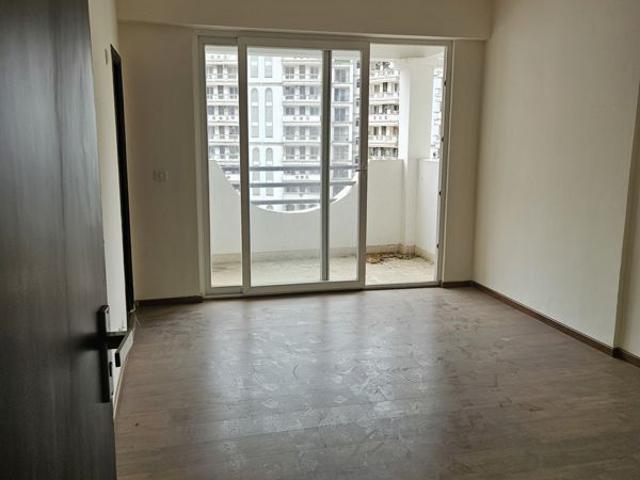 Rental | 2 BHK 1200 Sq.Ft. Apartment in Ramprastha Skyz