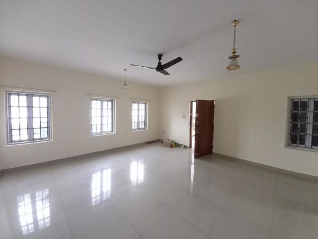Rental | 2 BHK 1200 Sq.Ft. Apartment in Richmond Town