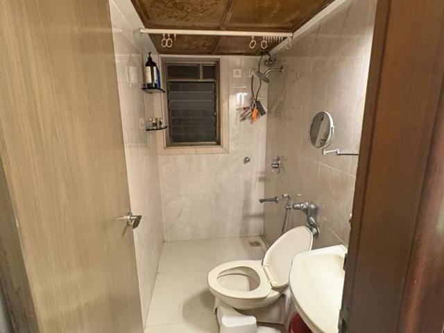 Rental | 2 BHK 1200 Sq.Ft. Apartment in Tulip CHS Bandra
