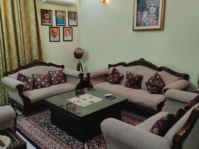 Rental | 2 BHK + 1215 Sq.Ft. Independent House in Sector 14