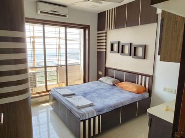 Rental | 2 BHK 1220 Sq.Ft. Apartment in Cloud 36 Mumbai