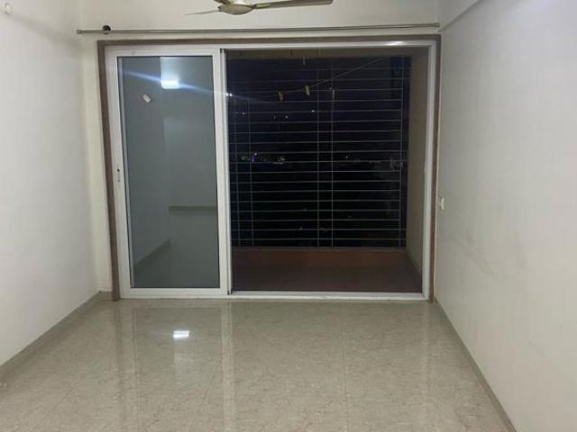 Rental | 2 BHK 1230 Sq.Ft. Apartment in Titanium Pyramid Icon