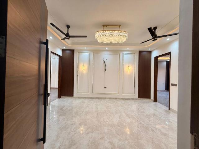 Rental | 2 BHK 1231 Sq.Ft. Apartment in GDA Housing Flats
