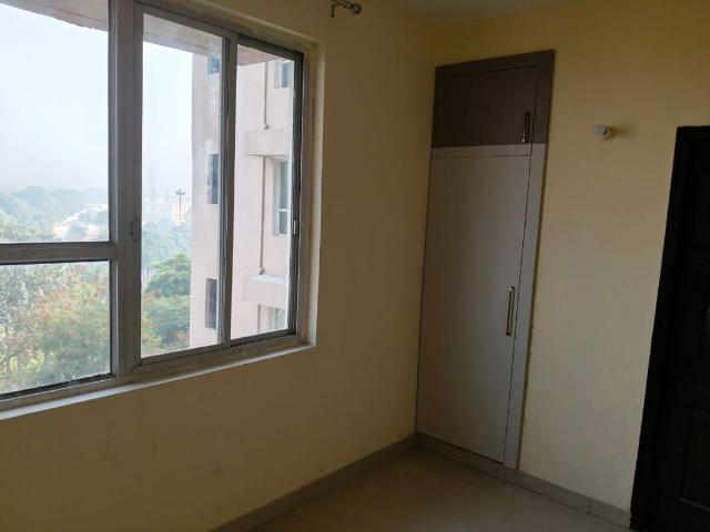 Rental | 2 BHK 1350 Sq.Ft. Apartment in Piyush Heights