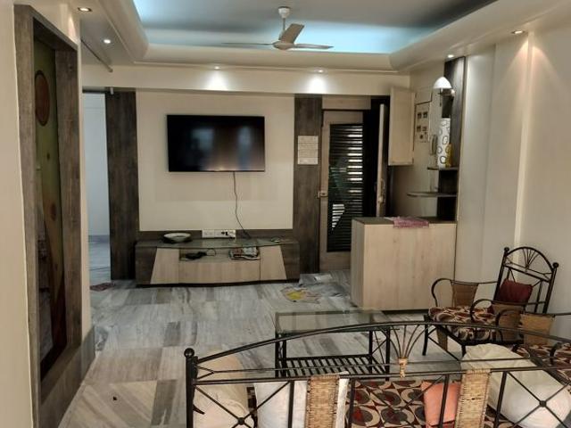 Rental | 2 BHK 1300 Sq.Ft. Apartment in Garden Avenue