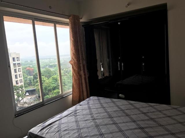 Rental | 2 BHK 1300 Sq.Ft. Apartment in Puranik City Reserva