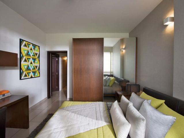 Rental | 2 BHK + 1304 Sq.Ft. Apartment in Prestige Royale Gardens