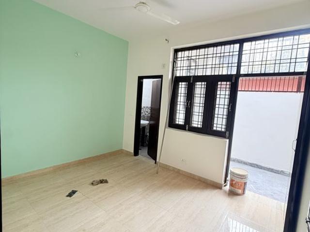 Rental | 2 BHK 130 Sq.Yd. Independent House in Sector 105