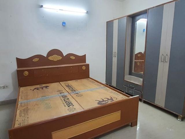 Rental | 2 BHK + 133 Sq.Yd. Independent House in Sector 7
