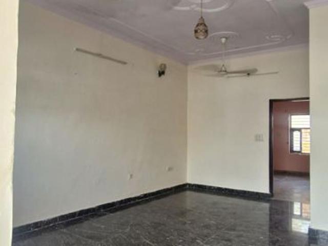 Rental | 2 BHK + 133 Sq.Yd. Independent House in Sector 7