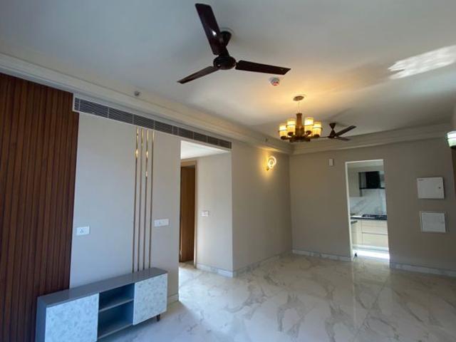 Rental | 2 BHK + 1450 Sq.Ft. Apartment in M3M Skywalk