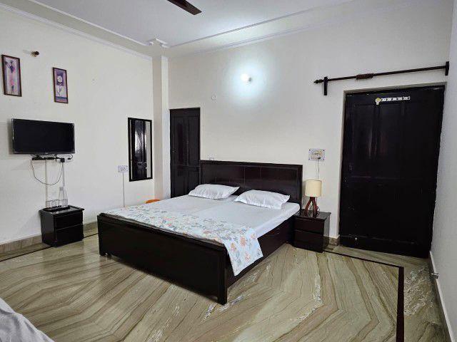 Rental | 2 BHK + 1478 Sq.Ft. Independent House in Sector 14