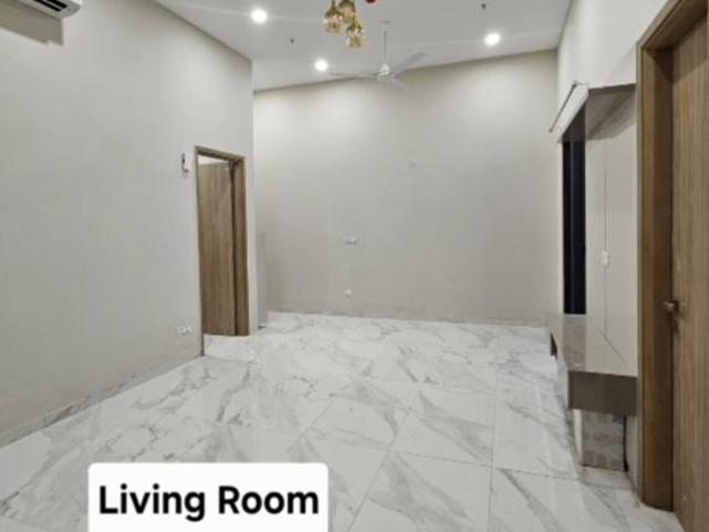 Rental | 2 BHK 1406 Sq.Ft. Apartment in M3M Skywalk