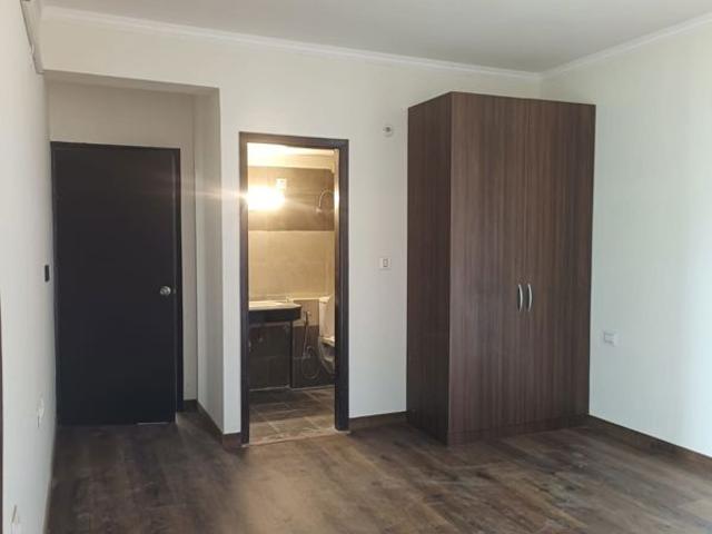 Rental | 2 BHK 1550 Sq.Ft. Apartment in Pareena Express Heights