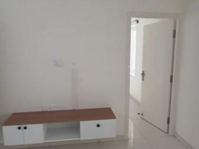 Rental | 2 BHK 1580 Sq.Ft. Apartment in Mahaveer Celesse