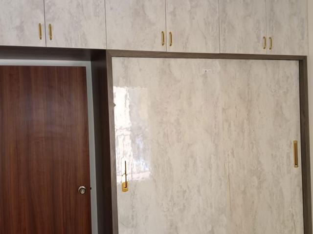 Rental | 2 BHK 1500 Sq.Ft. Apartment in Abhee Lakeview Apartment