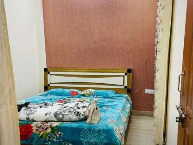 Rental | 2 BHK 1500 Sq.Ft. Apartment in Hazratganj