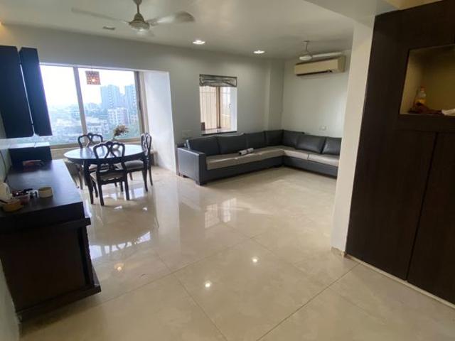 Rental | 2 BHK 1500 Sq.Ft. Apartment in Versova