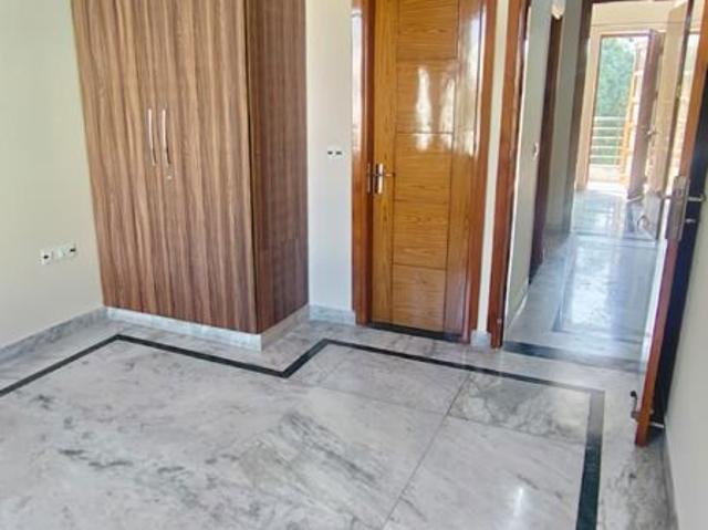 Rental | 2 BHK 150 Sq.Yd. Independent House in Ansal Plaza Gurgaon
