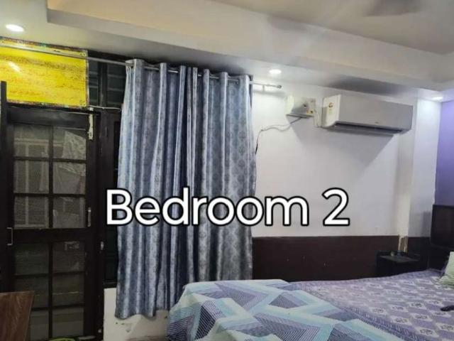 Rental | 2 BHK 1520 Sq.Ft. Apartment in Hazratganj